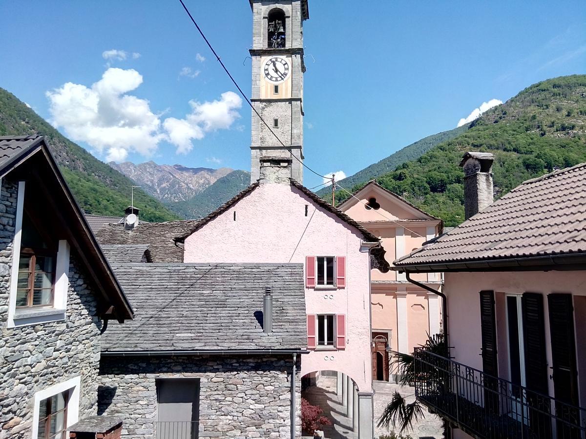 Castello del Nucleo Intragna Quarto foto